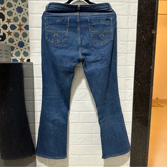 Roadster bootcut jeans 👖 - Picture 3 of 5
